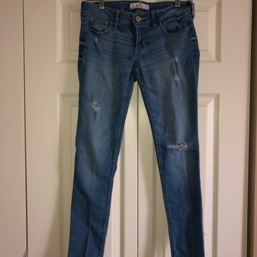 🌊 Hollister Medium Wash Skinny Jeans🌊